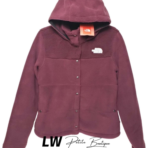 The North Face Jackets & Blazers - The North Face Gemma Fleece Jacket